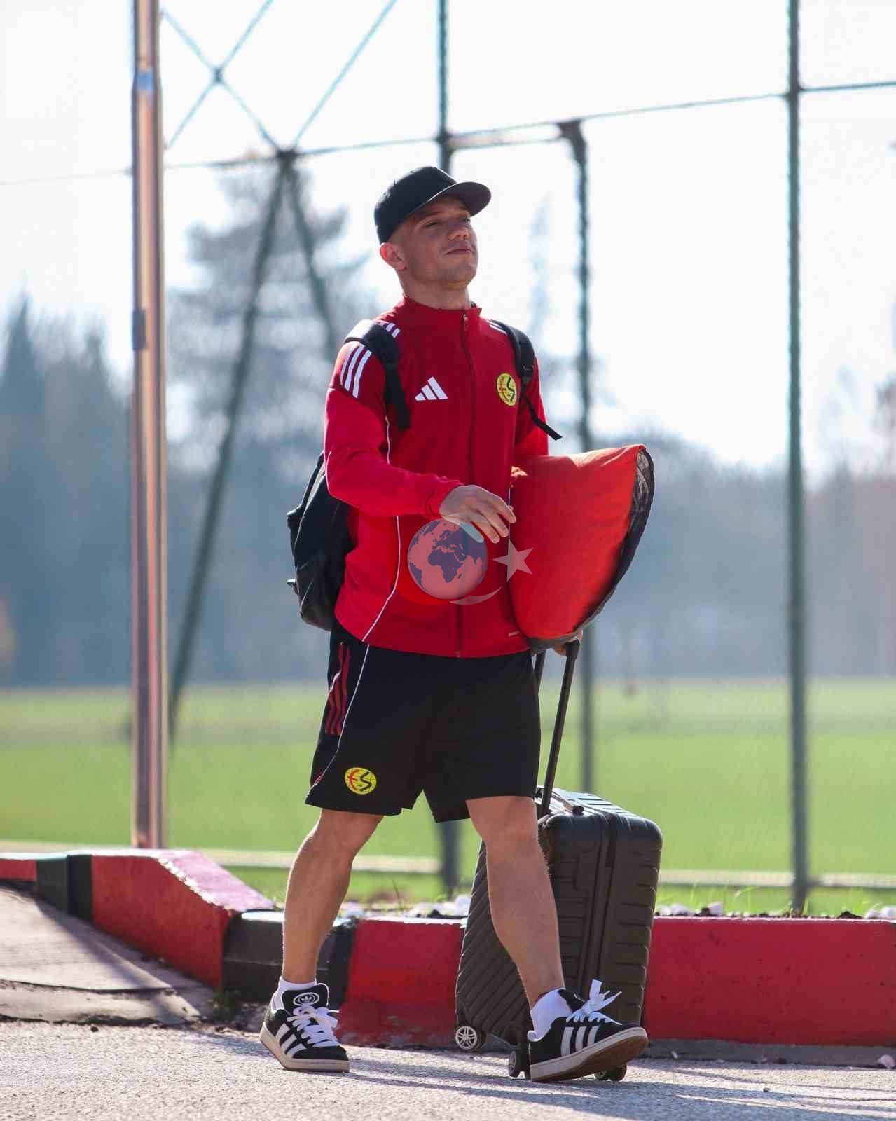 Eskiลehirspor kafilesi Balฤฑkesir yoluna รงฤฑktฤฑ