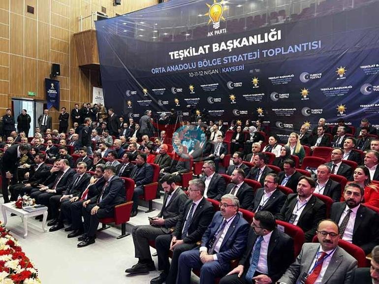 AK Parti’li Büyükgümüş: Ülkemizi ara seçim psikolojisi ile oyalama gayreti içerisindeler