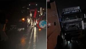 3 TIR birbirine girdi Kilometrelerce araç kuyruğu oluştu