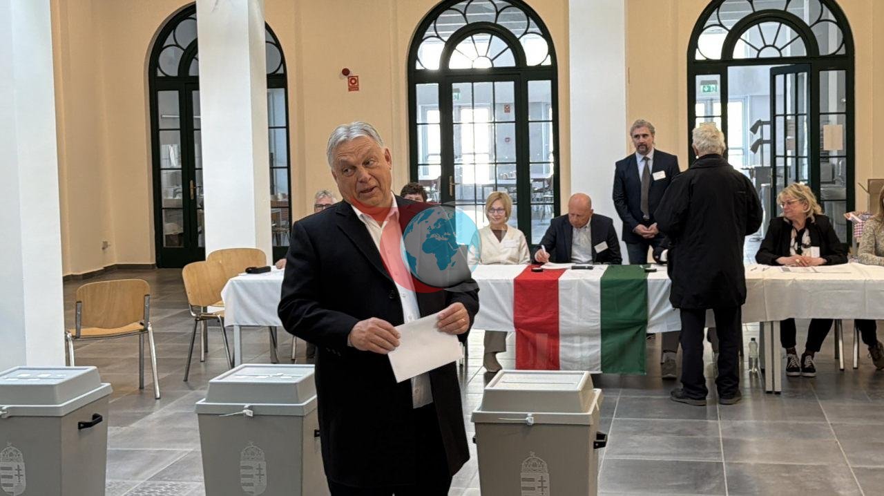 Macaristan'ın başkenti Budapeşte'de vatandaşlar, genel seçimlerde oy kullanmak için sandık başına gitti. Başbakanı Viktor Orban oyunu başkent Budapeşte'de bir okulda kullandı.