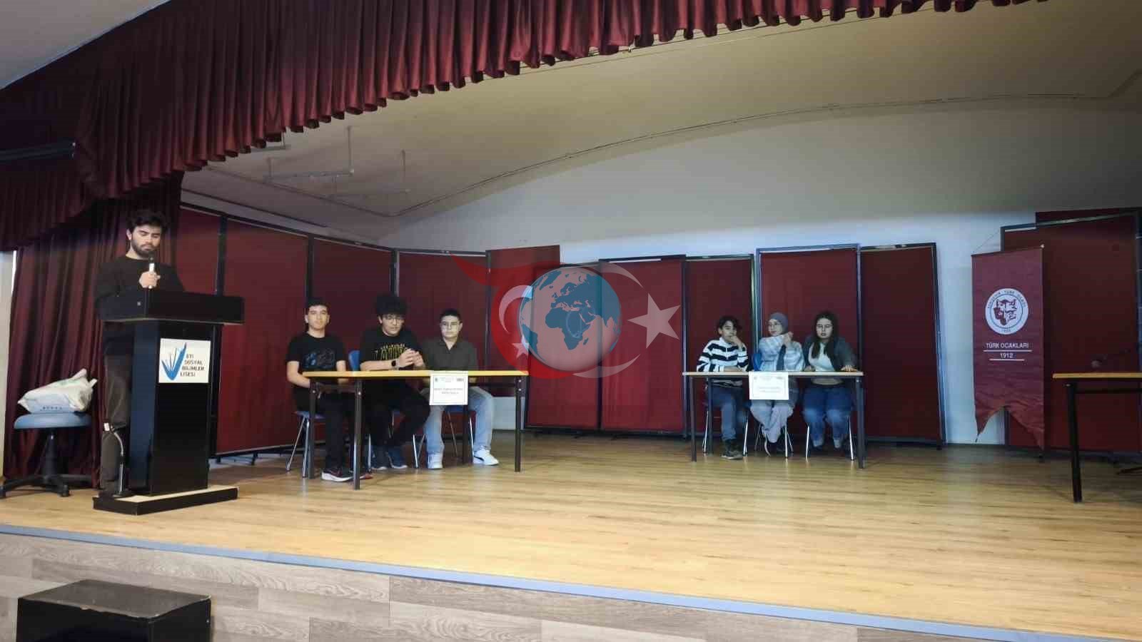 Polis haftasında 780 öğrenci emniyet birimlerini gezdi
