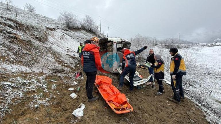 Artvin’de kar ve buzlanma faciası Ambulans uçuruma yuvarlandı: 1 ölü, 4 yaralı