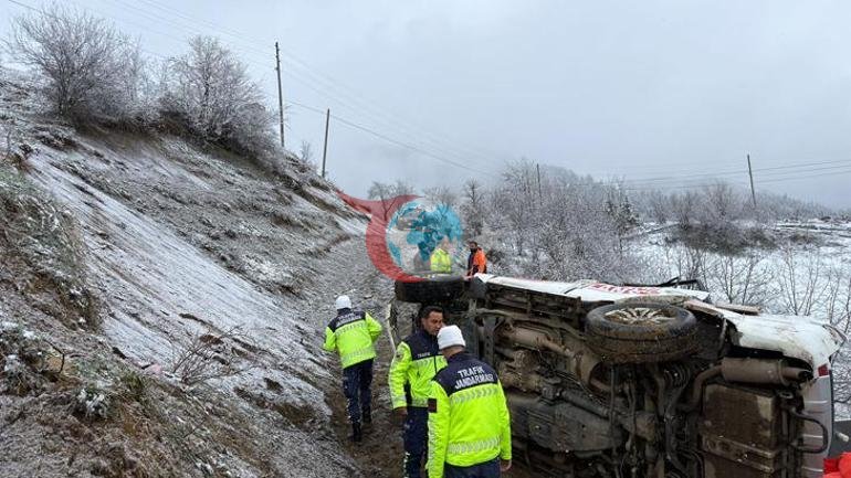 Artvin’de kar ve buzlanma faciası Ambulans uçuruma yuvarlandı: 1 ölü, 4 yaralı