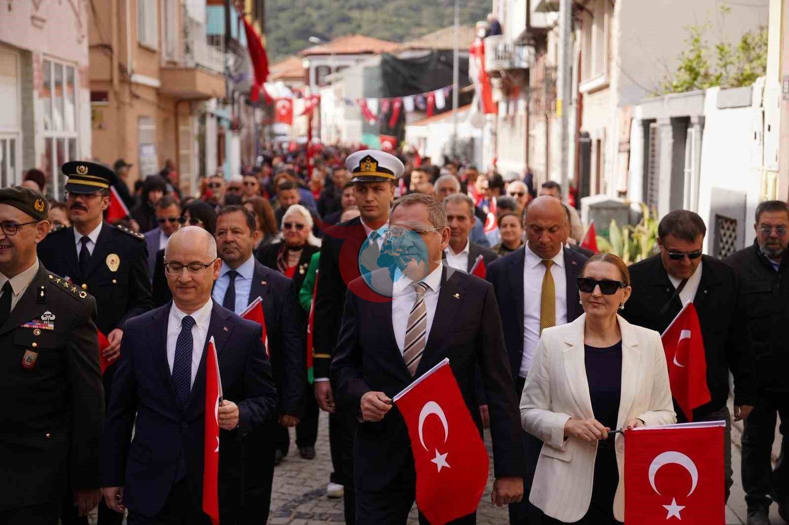 Atatürk&rsquo;ün Ayvalık&rsquo;a gelişinin 92. yıl dönümü törenle kutlandı