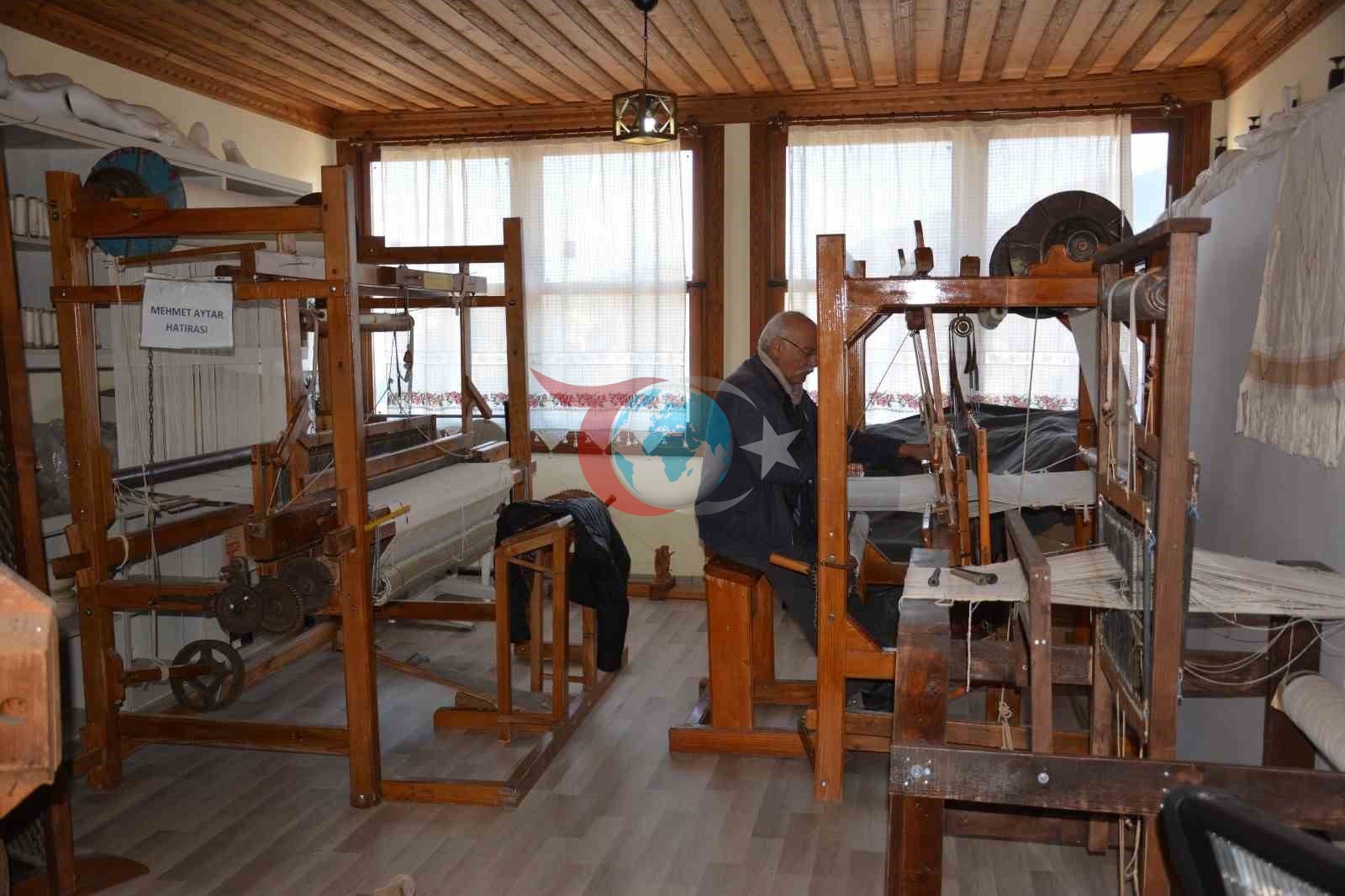 Babadağ&rsquo;ın asırlık geleneği tezg&acirc;hlarda yeniden canlanıyor