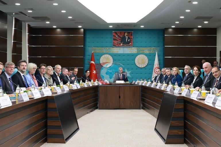 Bakan Bolat: AB ile ticaretimiz 233 milyar dolara ulaştı