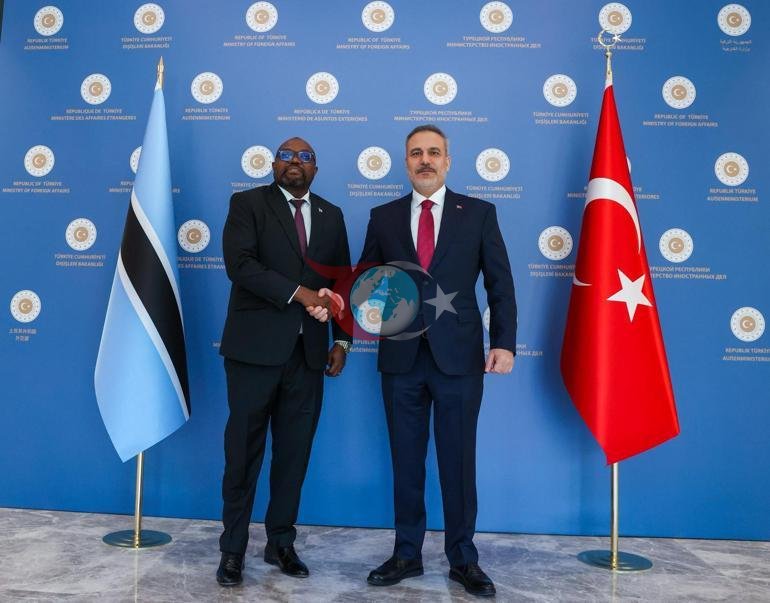 Bakan Fidan, Botsvana Uluslararası İlişkiler Bakanı ile bir araya geldi