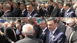 Son dakika... Hüsamettin Cindoruk'un cenazesinde soğuk rüzgarlar! Kılıçdaroğlu, Özel'in elini sıkmadı