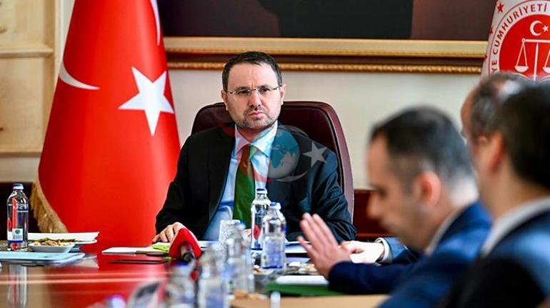 Adalet Bakanı Gürlek, Türkiye Noterler Birliği heyeti ile görüştü
