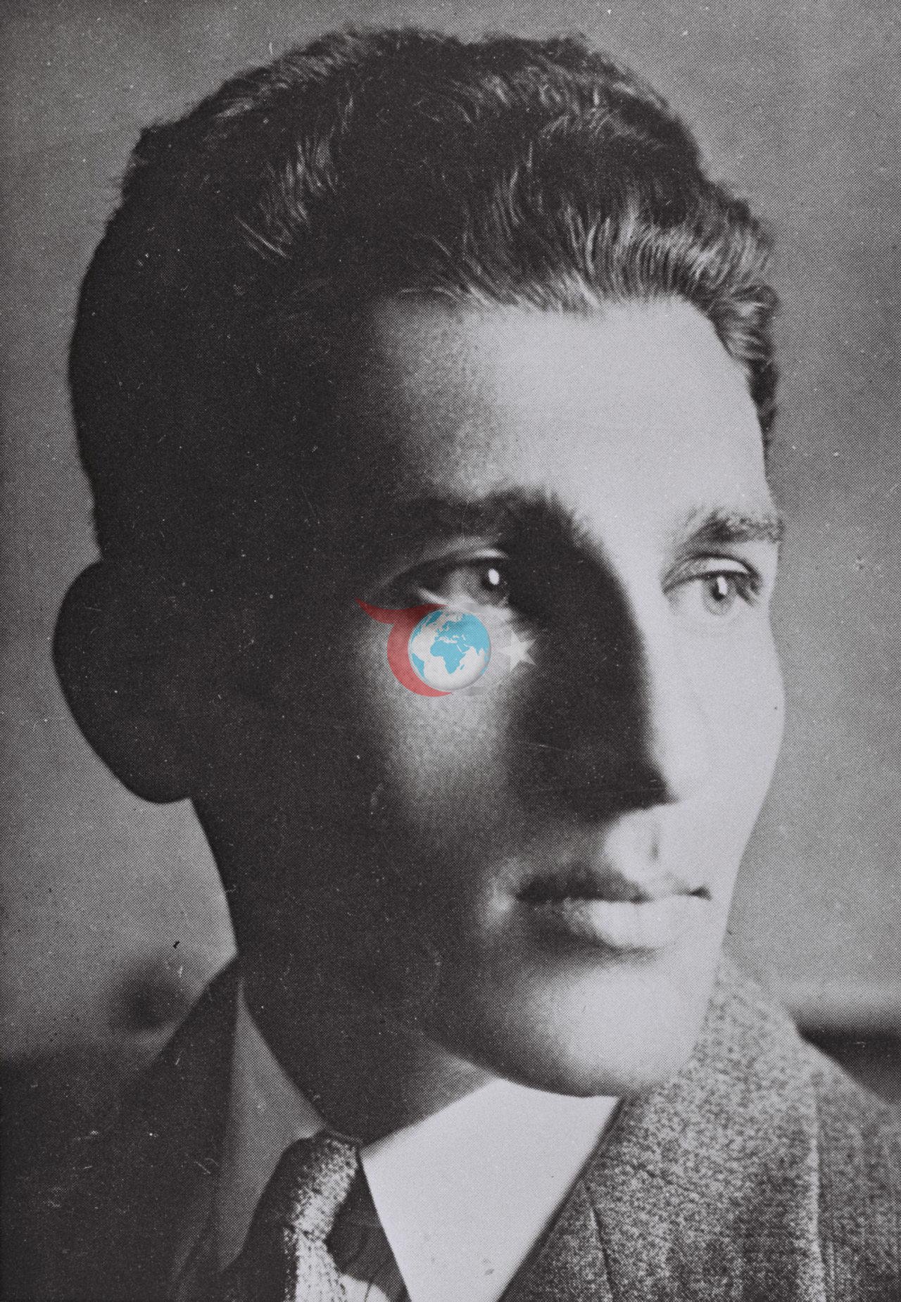 Siyonist örgüt Lehi'nin elebaşı Avraham Stern'in bir profil fotoğrafı.