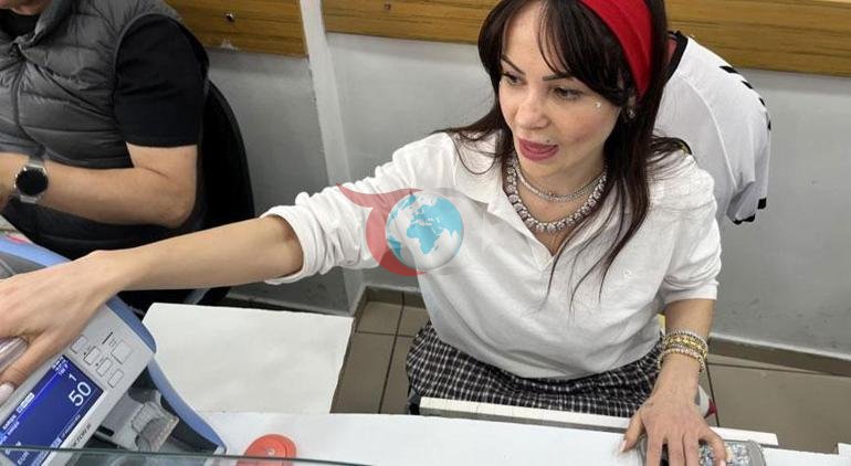 Döviz bürosunda büyük hata Bir anlık dalgınlık pahalıya patladı: Maaşımdan kesilecek