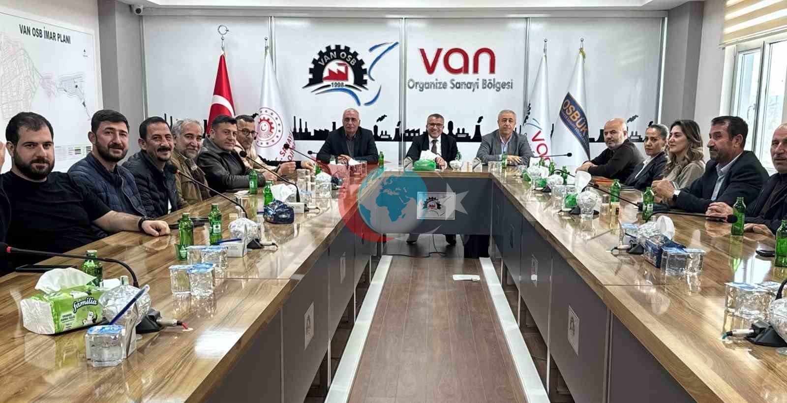 Başkan Memet Aslan sanayicilerle bir araya geldi