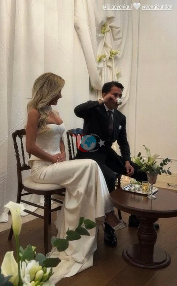 Cengiz Ünder ve Bilge Yenigül nişanlandı