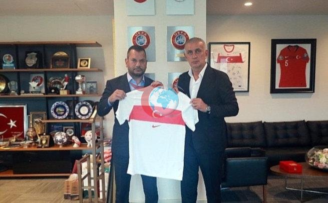 Trabzonspor ve Kulüpler Birliği Başkanı Ertuğrul Doğan, TFF Başkanı İbrahim Hacıosmanoğlu ile beraber