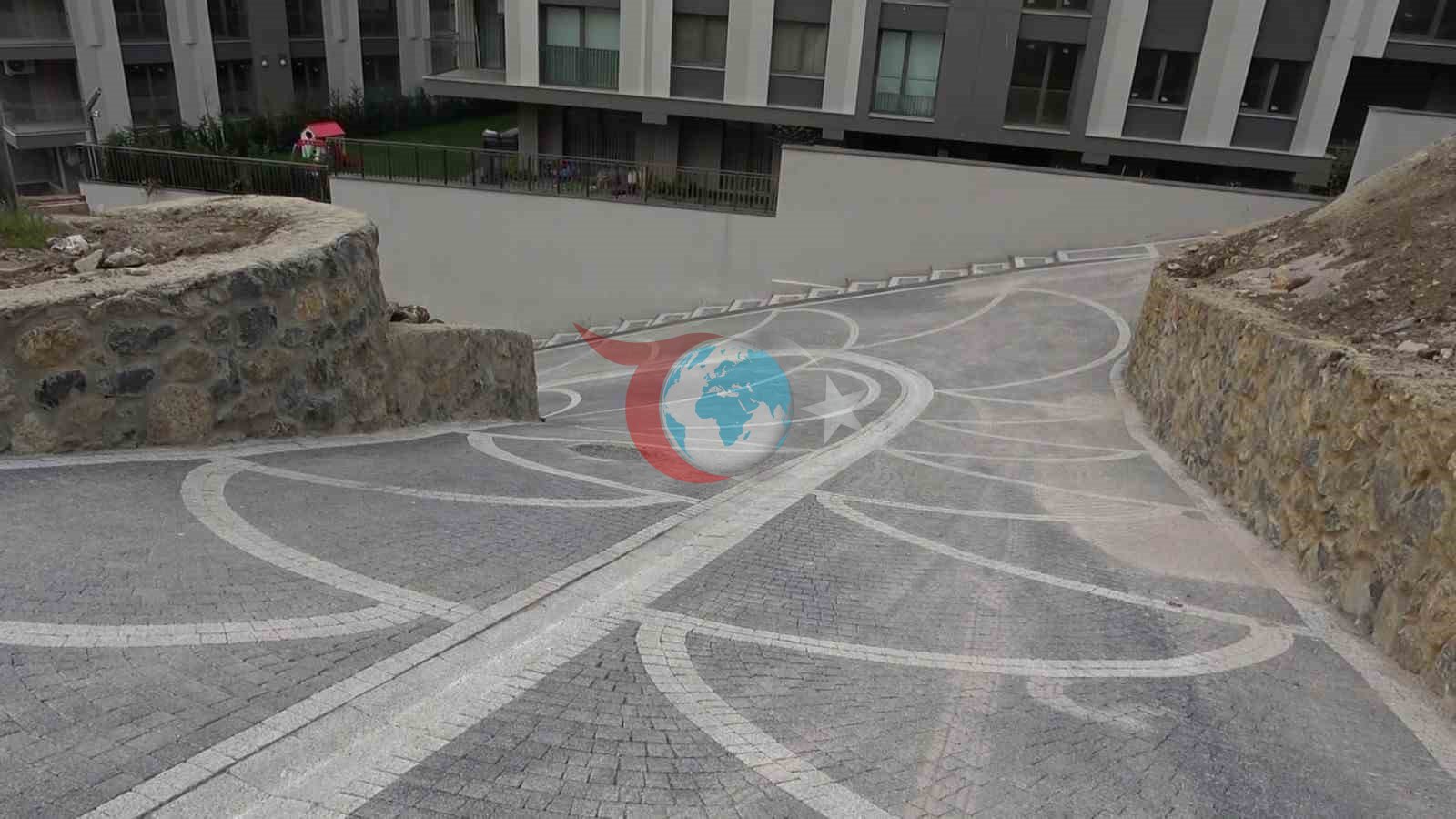 Üsküdar&rsquo;da mahalle sakinleri yol mağduriyetine çözüm bekliyor