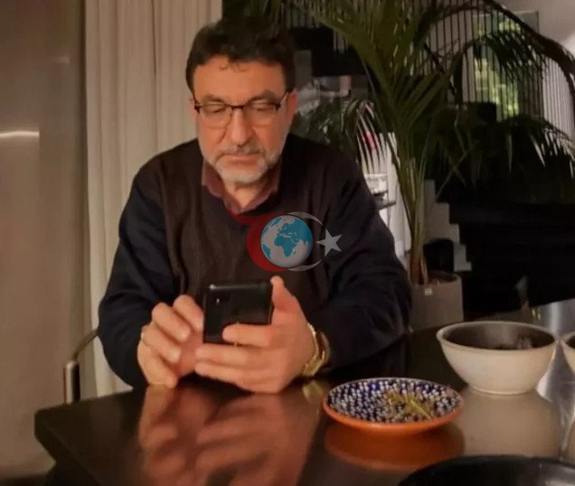 Serenay Sarıkaya sır gibi sakladığı babasını paylaştı - Resim : 2