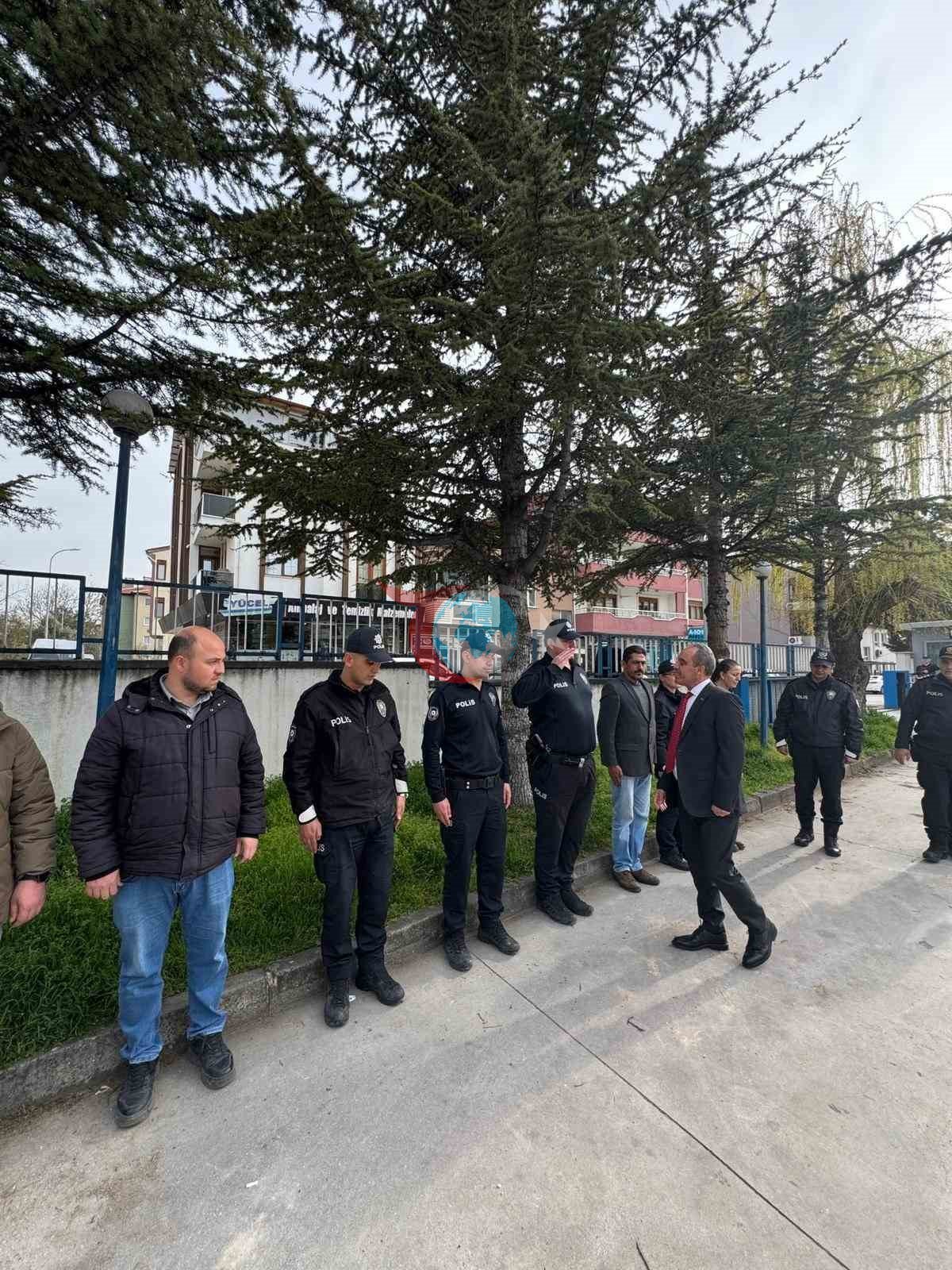 Erol, Dinar ile Sandıklı&rsquo;nın asayiş ve güvenliğiyle ilgili brifing aldı