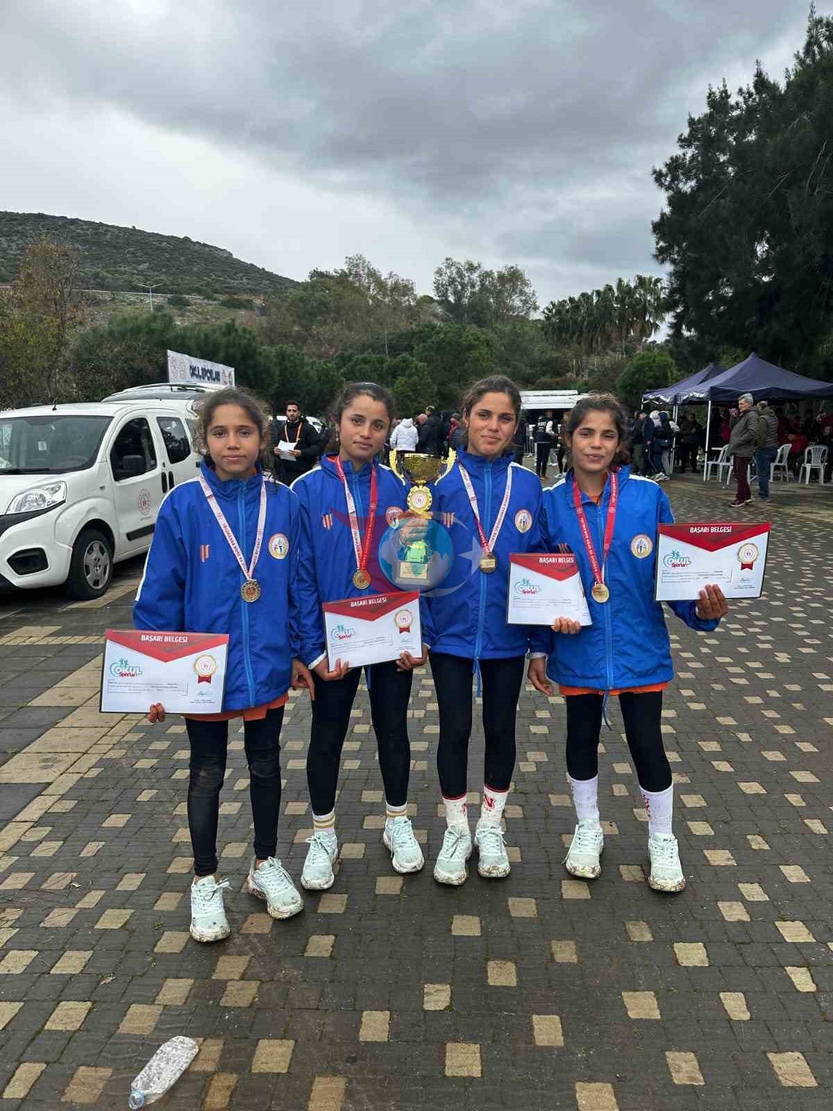 Atletizmde Tarihi Başarı: Dört Kız Kardeş Birlikte Zirvede