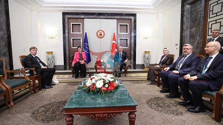 TBMM Başkanı Kurtulmuş, AKPM Başkanı Bayr ile görüştü