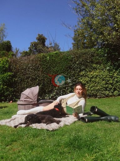 Ege Kökenli minik kızıyla paylaşım yaptı - Resim : 2