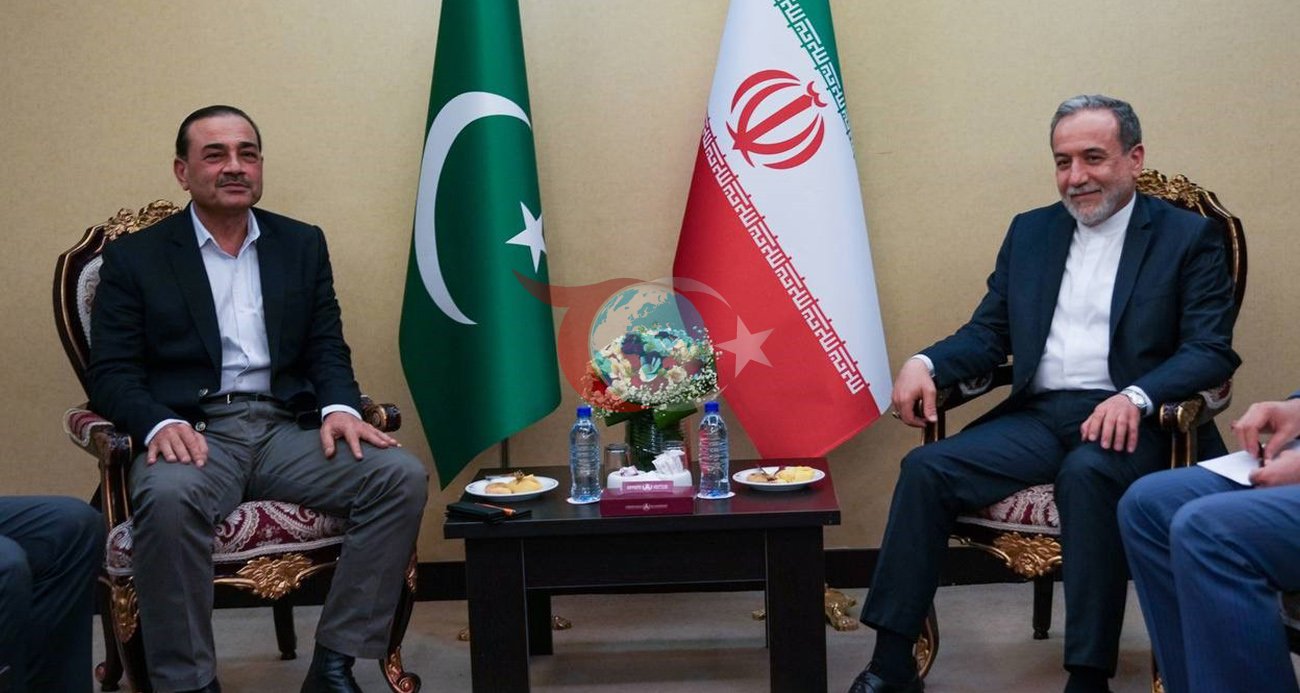 Pakistan Genelkurmay Başkanı Munir, İran Ziyaretinde Arakçi ile Görüştü