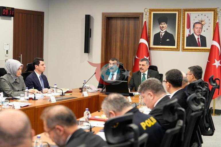 Bakanlar Çiftçi ve Tekin, vali ve milli eğitim müdürleriyle toplantı yaptı