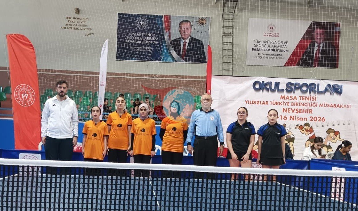Horasan masa tenisinde Türkiye dokuzuncusu oldu