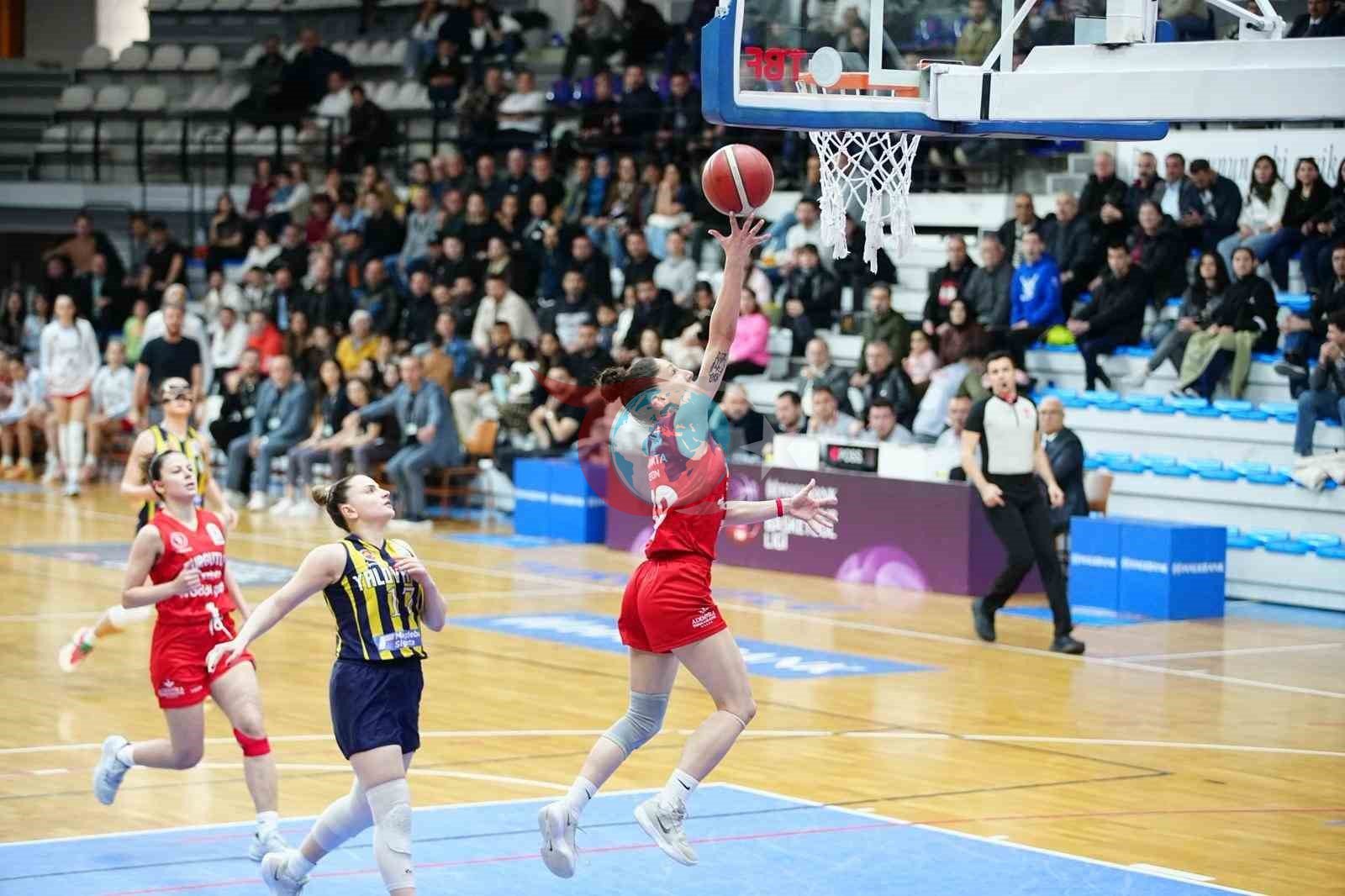 Potanın Kraliçeleri şampiyonluğa koşuyor