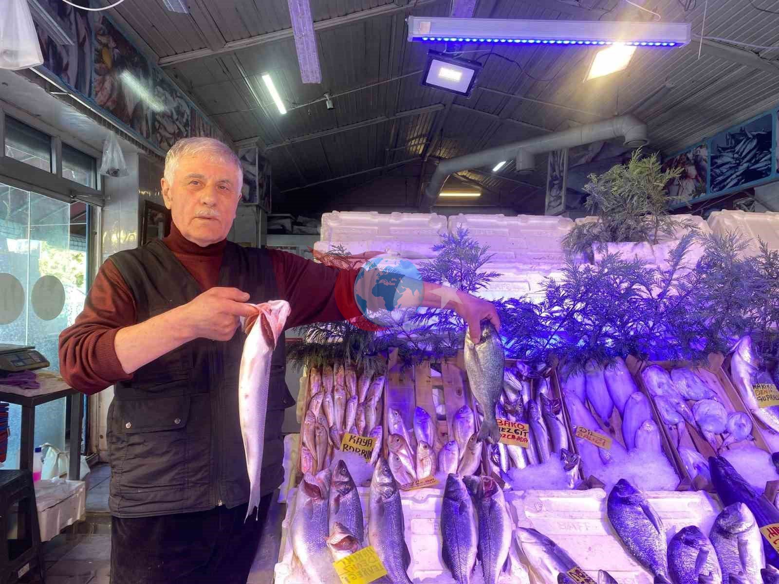 Yasak başladı, balık fiyatlarında henüz bir artış yok