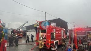 Eyüpsultanda 3 ayrı iş yerinde yangın