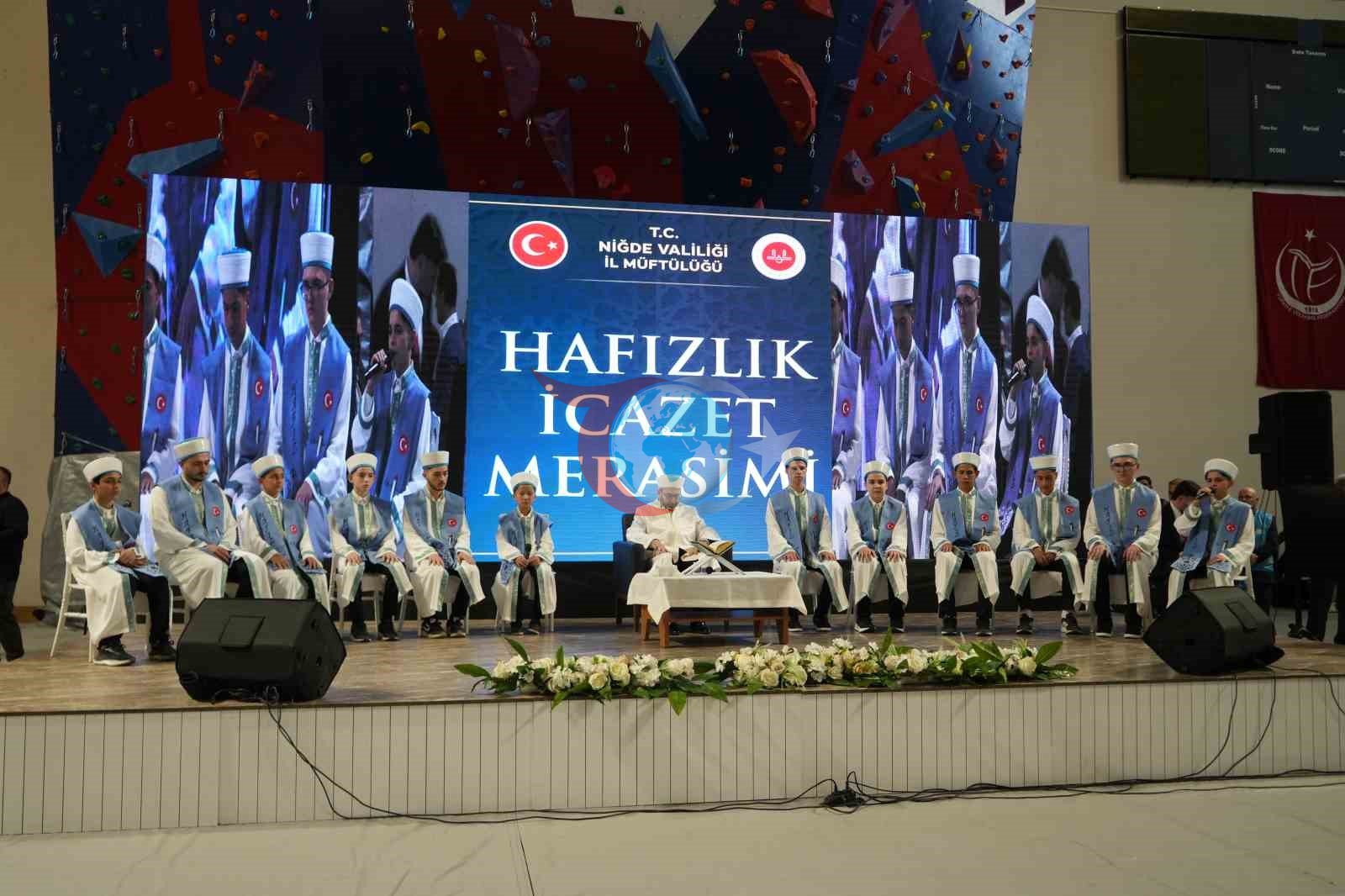 Niğde&rsquo;de 111 hafız için icazet töreni
