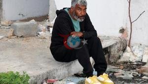 Antalya’da felç geçiren eski kamyon şoförü sokakta yaşamaya başladı Yardım bekliyorum