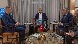 Dışişleri Bakanı Hakan Fidan, Pakistan Başbakanı Şerif ile görüştü