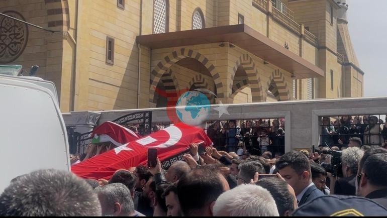 Arkadaşı şarjör değiştirince kurtuldu Kerem ön sıradaydı, kaçamadı: Kabus gibi bir gün
