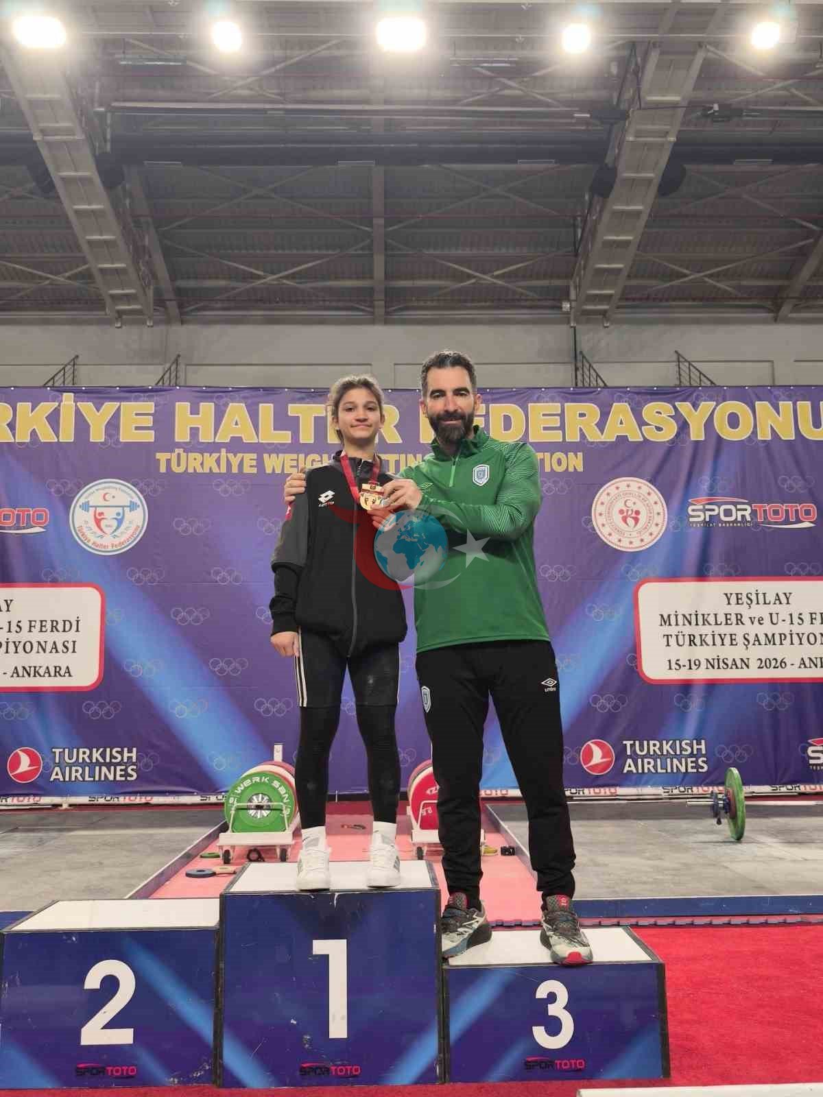 Pursaklar Belediyespor sporcusu Zümra Yurtseven, U15 Türkiye Halter Şampiyonası&rsquo;nda şampiyonu oldu
