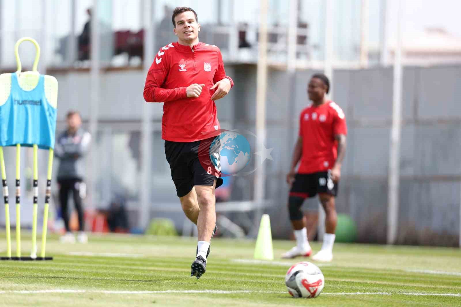 Sivassporโda รorum FK mesaisi