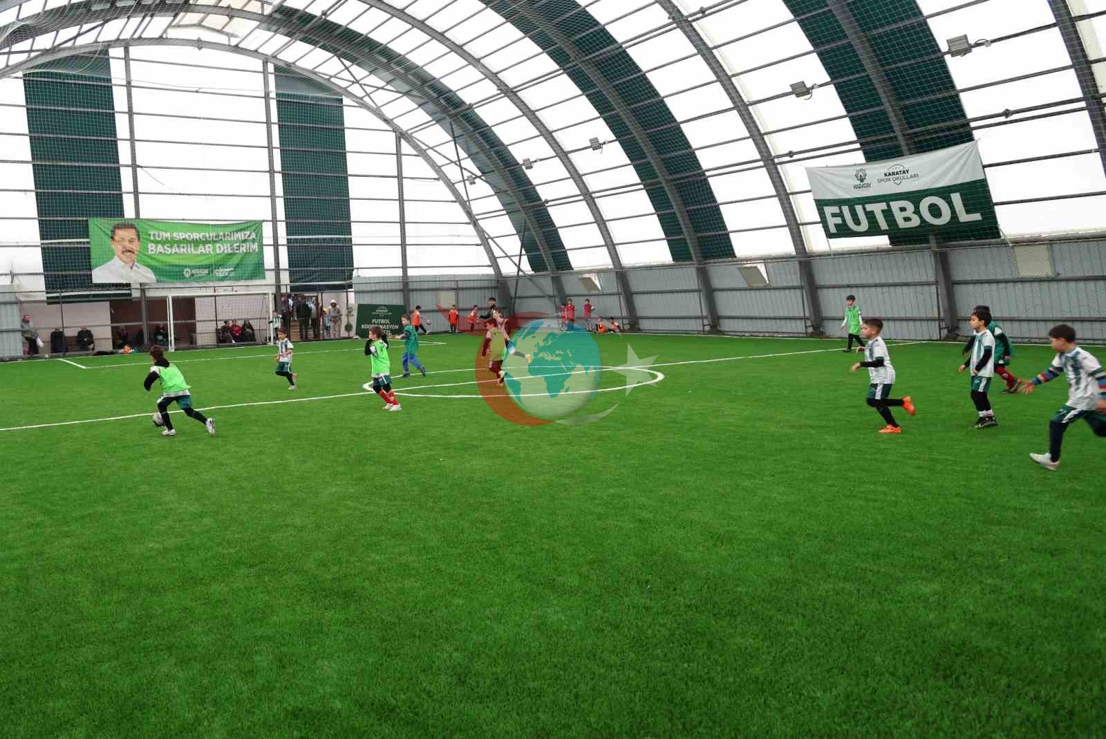Karatay&rsquo;da Spor Okulları gençleri geleceğe taşıyor