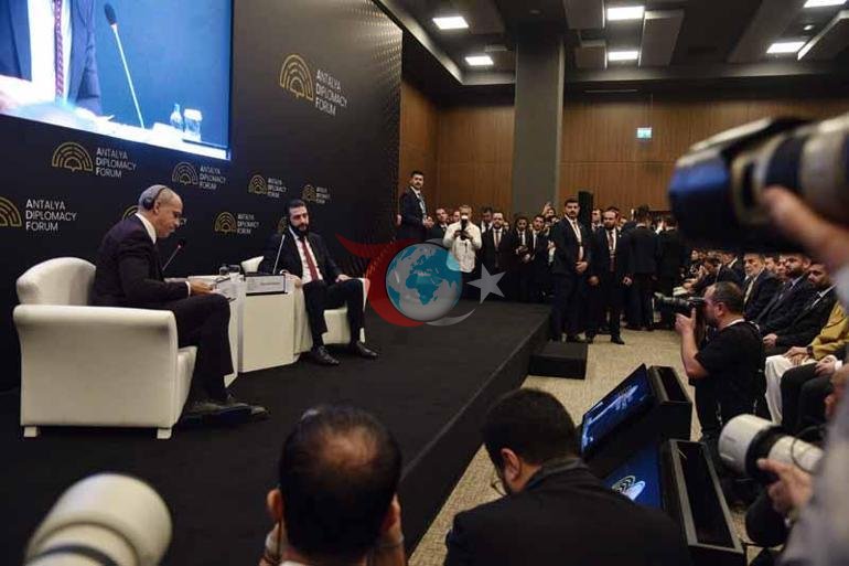 Ahmed Şara: Suriyenin kuzeyi yabancı askerlerden boşalmış durumda
