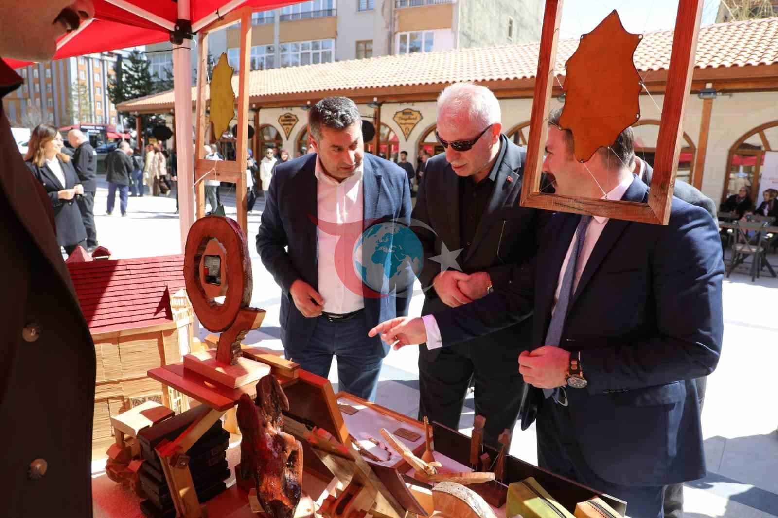 Bayburt’ta yöresel ürün stantları açıldı