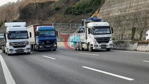 Tekirdağ’dan İstanbul yönüne ağır tonajlı araçların geçişine izin verilmiyor