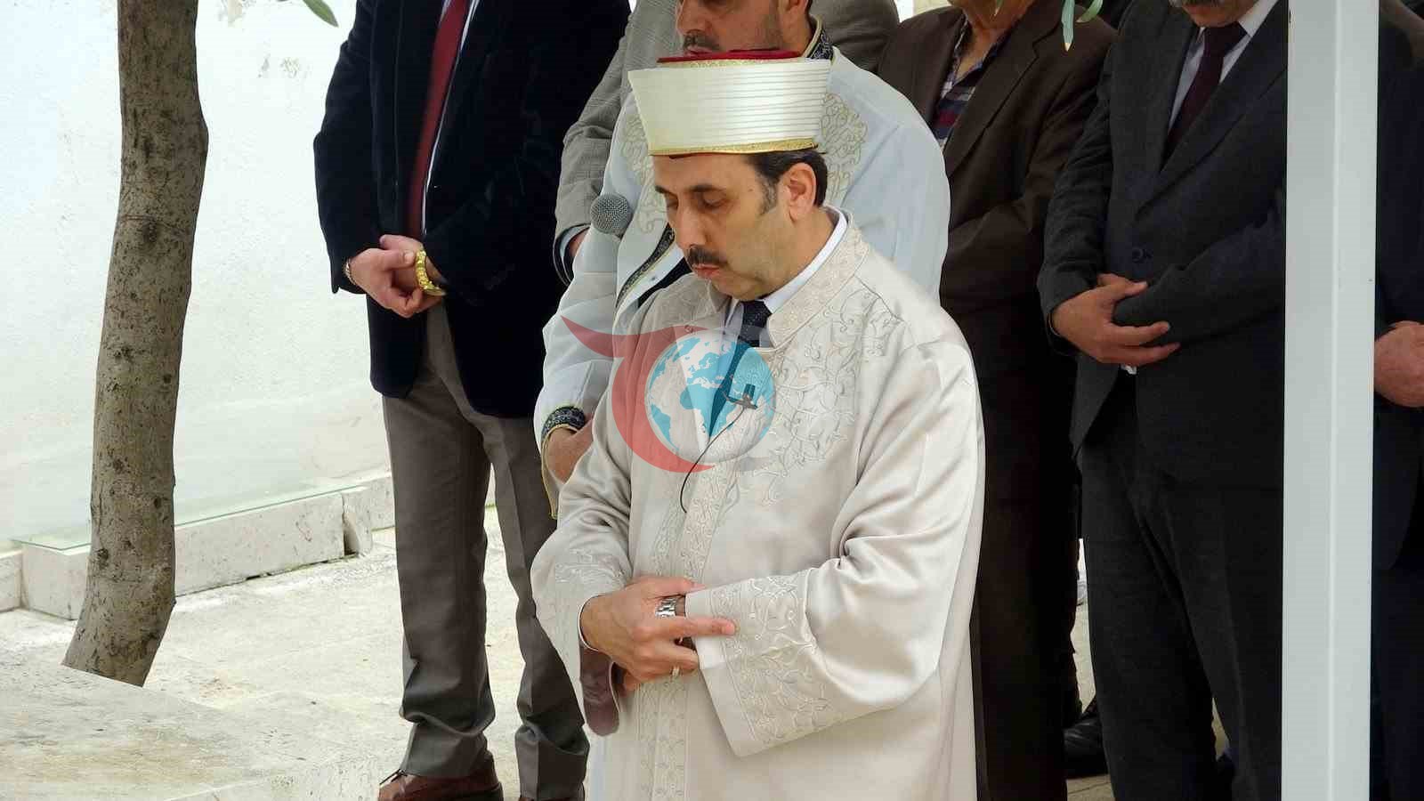 Muğla’da hayatını kaybeden öğrenciler ve öğretmen için gıyabi cenaze namazı kılındı