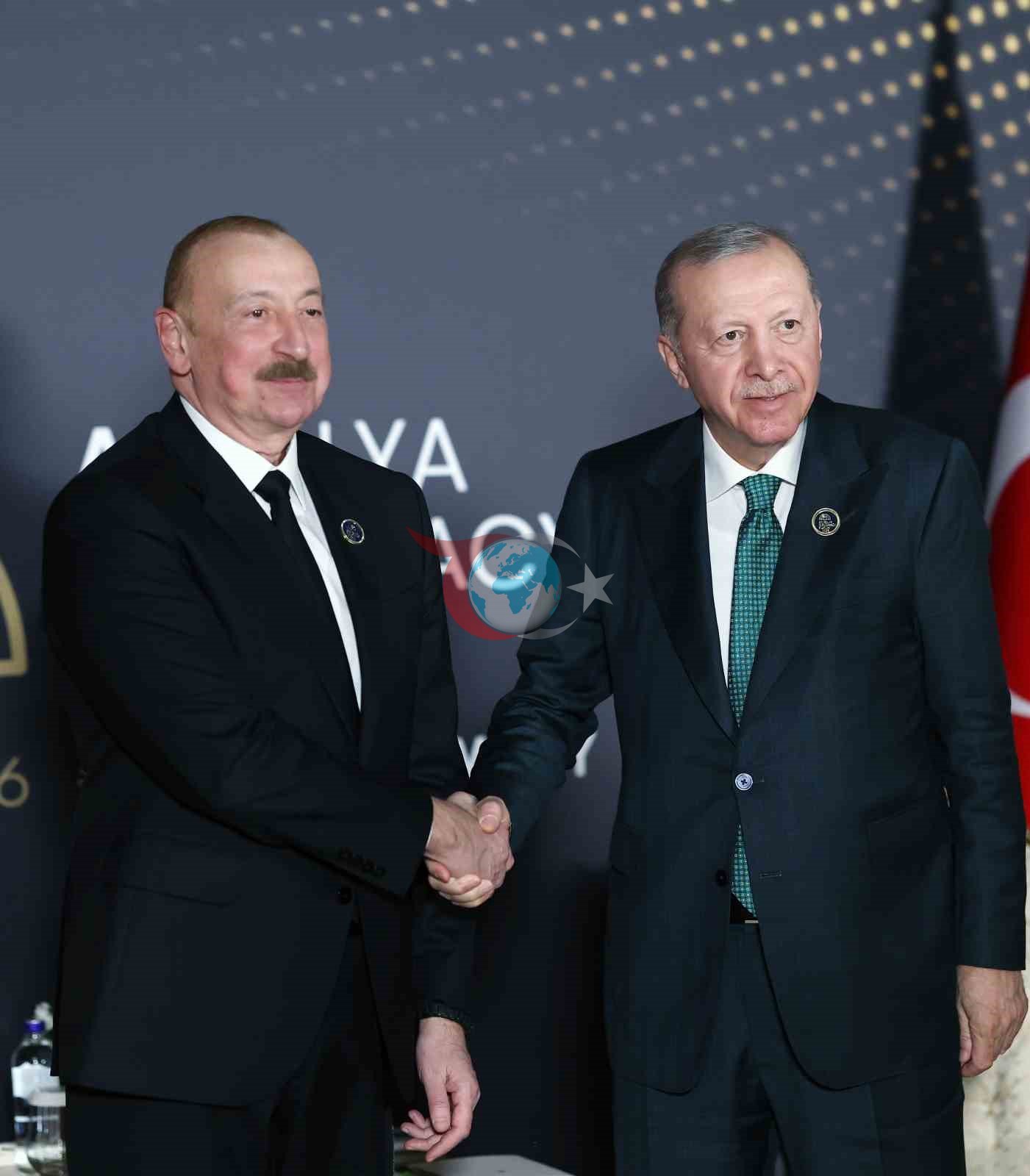 Cumhurbaşkanı Erdoğan, Azerbaycan Cumhurbaşkanı Aliyev ile bir araya geldi