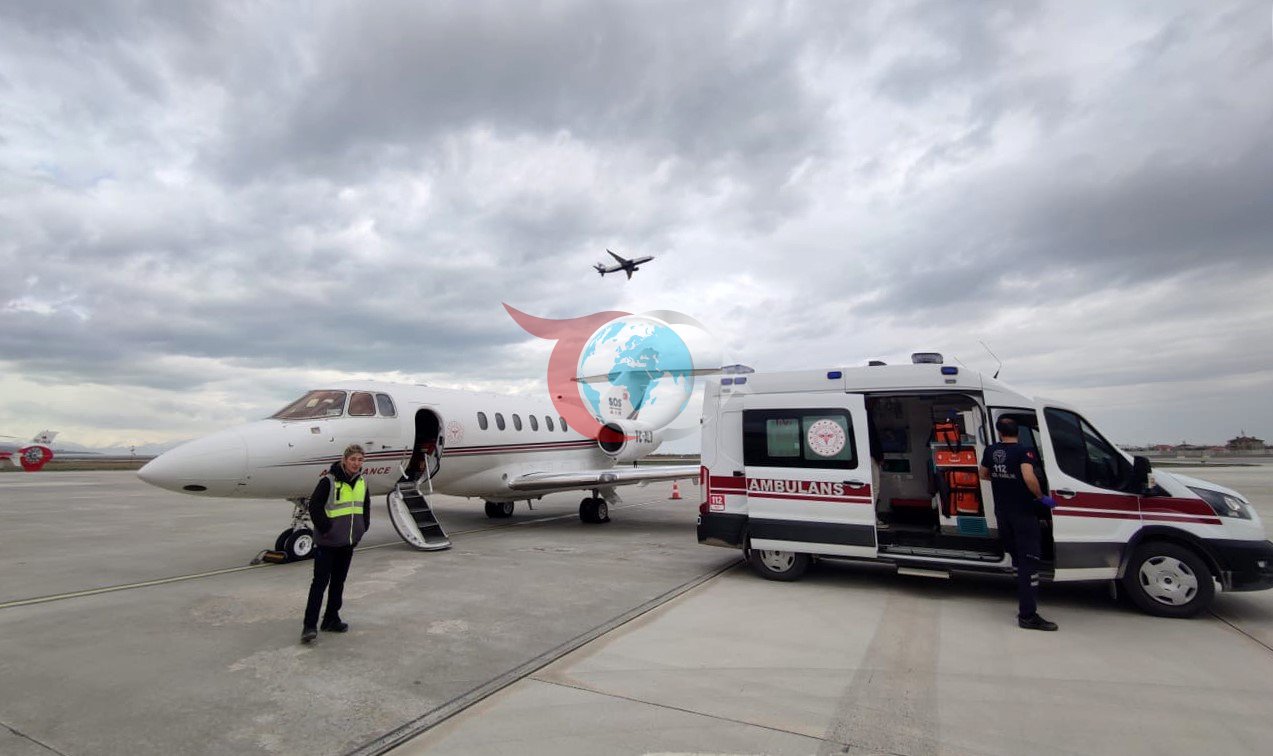 Van'da Yeni Doğan Bebek İçin Ambulans Uçak Görevlendirildi