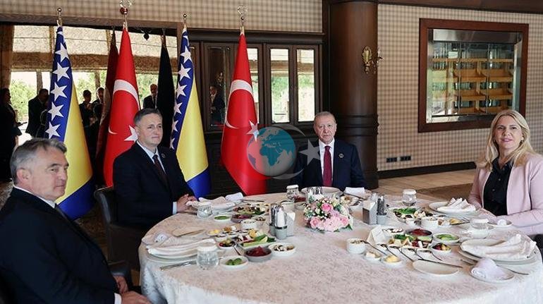 Diplomasinin nabzฤฑ Antalyada atฤฑyor Erdoฤandan peล peลe gรถrรผลmeler