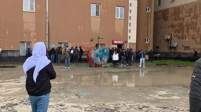 Son dakika... Diyarbakırda okul bahçesine yıldırım düştü 2 çocuk öldü