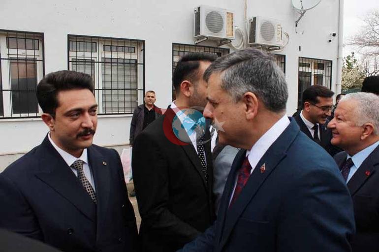 Bakan Çiftçi, kaymakamlık yaptığı ilk görev yeri olan ilçeyi ziyaret etti