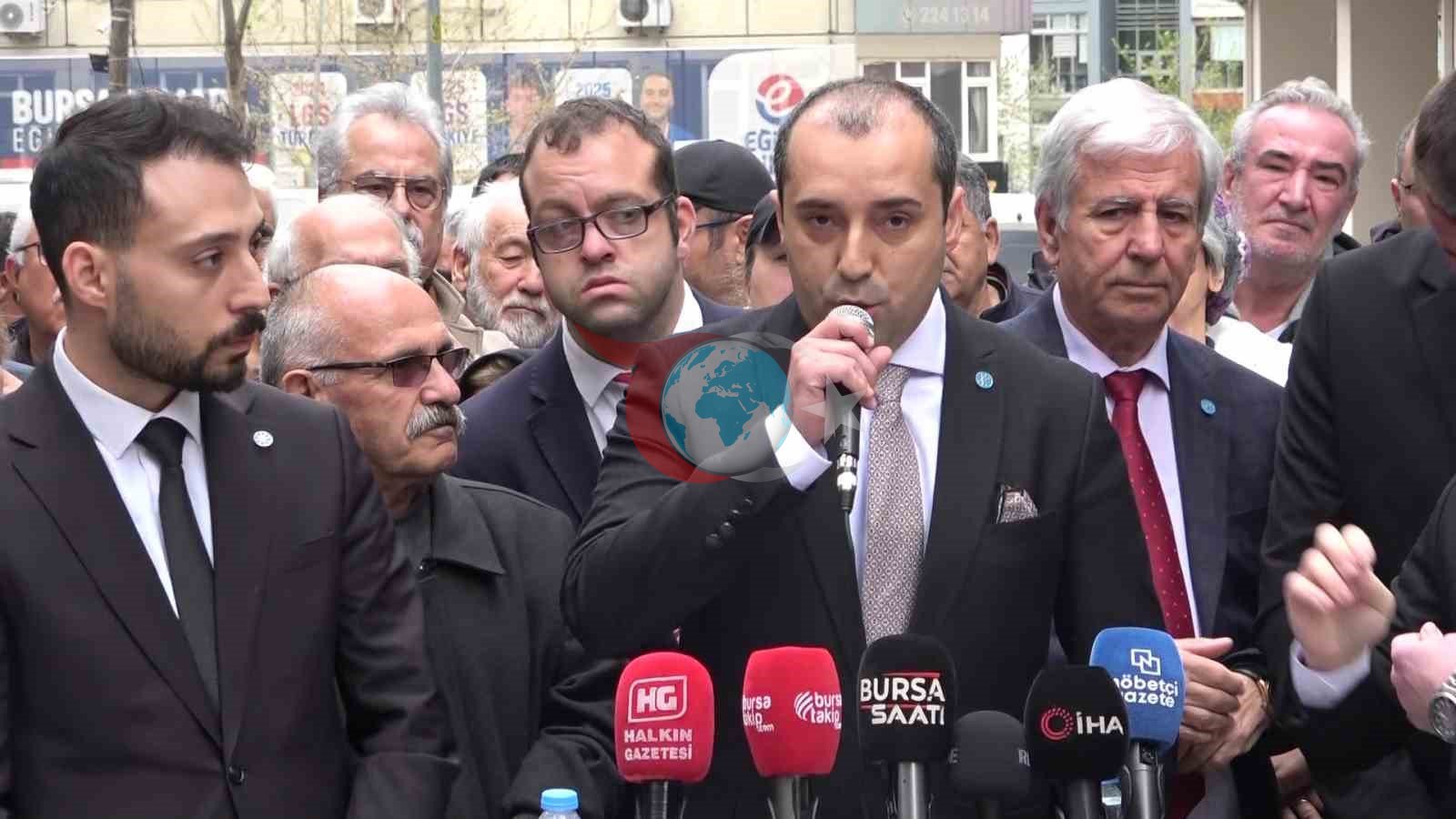 İYİ Parti Bursa&rsquo;da istifa dalgası: İlçelerde peş peşe ayrılıklar