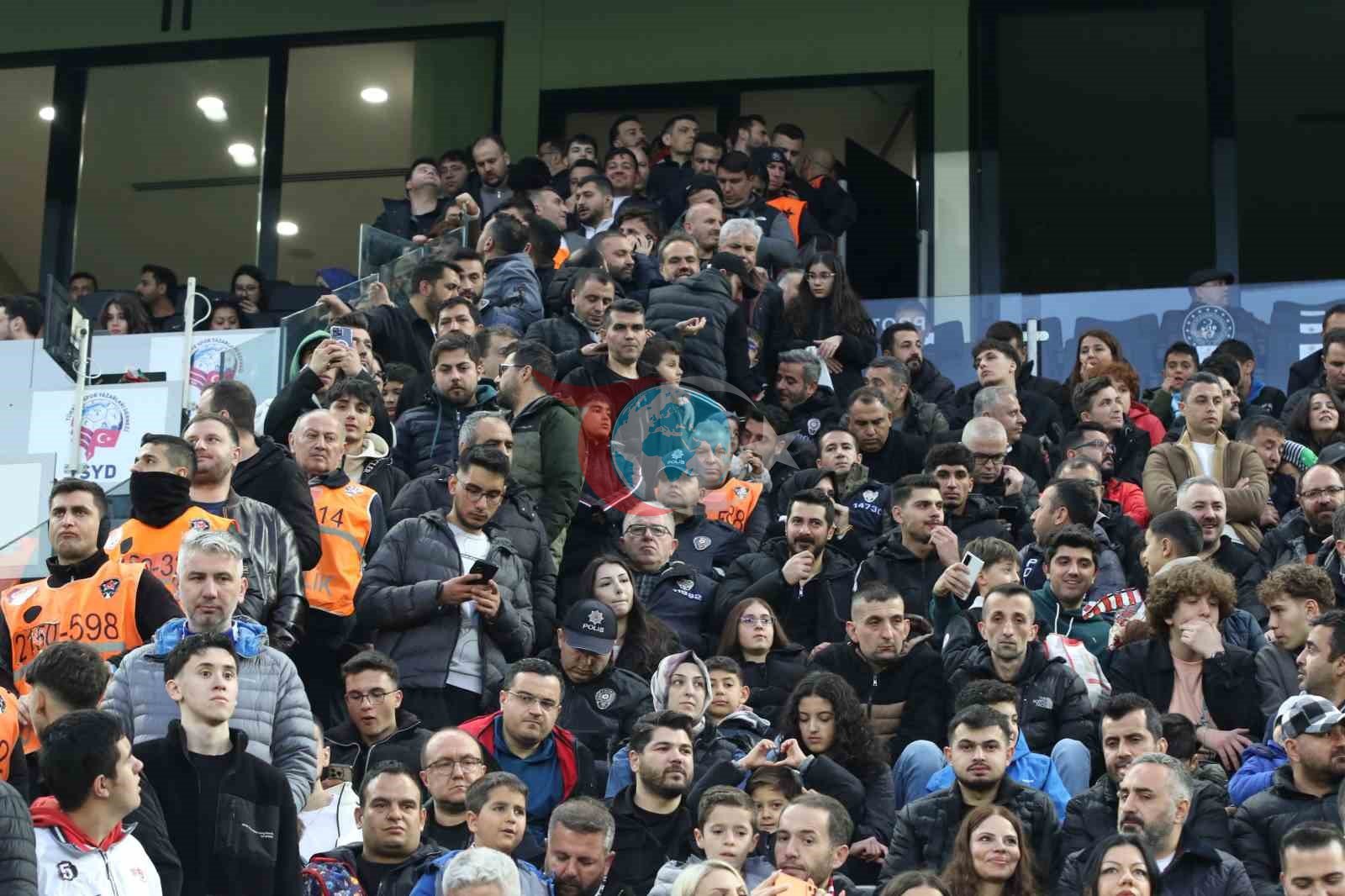 Gençlerbirliği - Galatasaray maçında VIP tribünde izdiham