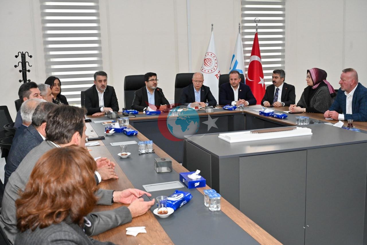 Hem hızlı tren hem yeni metro! Dev yatırımda sona gelindi!