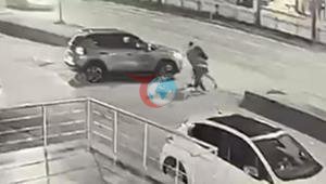 Dehşet anları kamerada İş arkadaşını 9 bıçak darbesiyle katletti